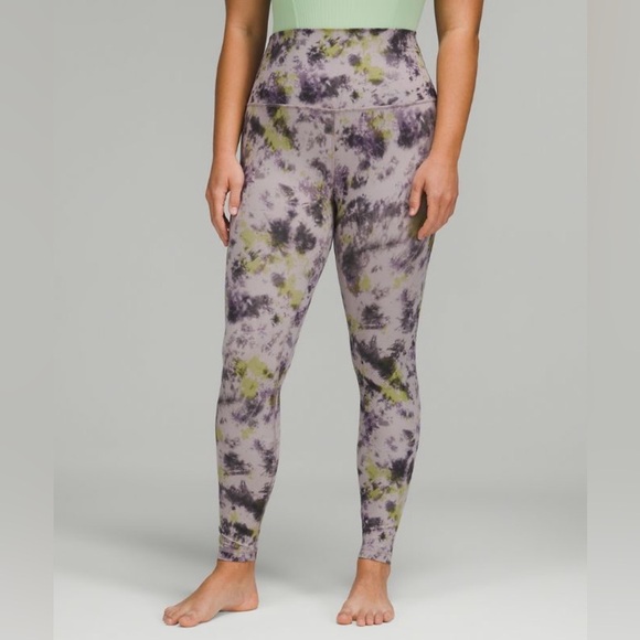 NWT  lululemon athletica Tie-Dye Leggings - Black, Green, Cream NWT - Picture 2 of 9
